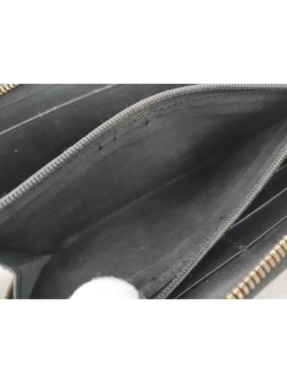 Gucci Wallet Diamante Black Leather GG Pattern Embossed Studs Zip Around Gold